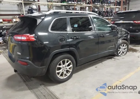 2016 Jeep Cherokee Latitude z USA, uszkodzony, nr VIN 1C4PJMCS1GW248474